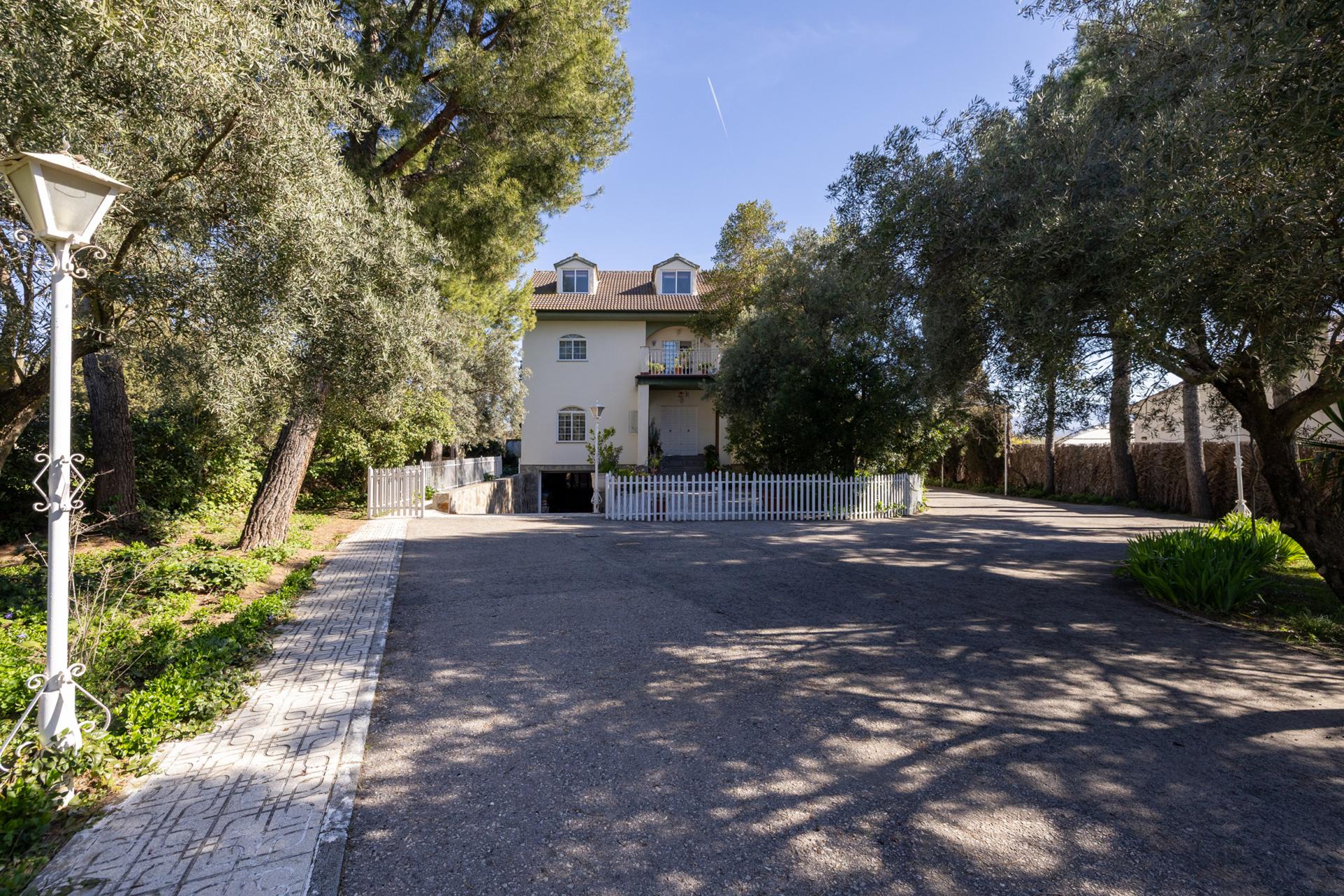 Villa