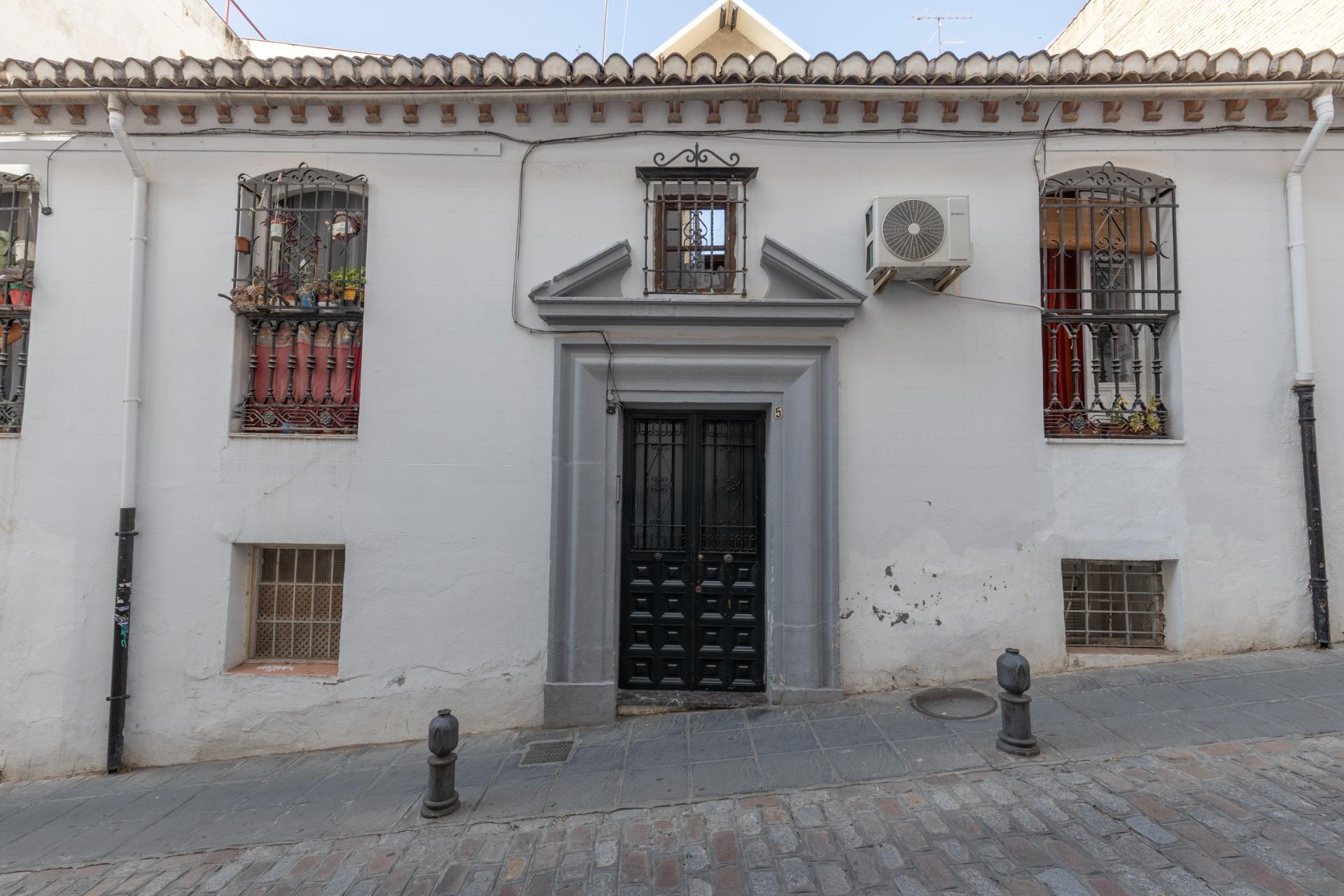Edifici
